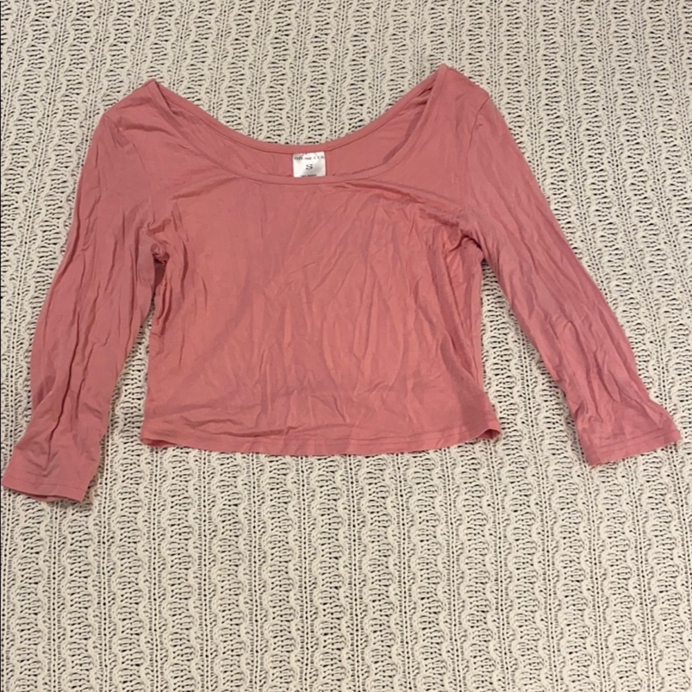 Half sleeve crop top